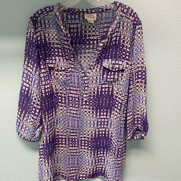 Beautiful Ariat 3/4 Sleeve blouse - Picture 7 of 7